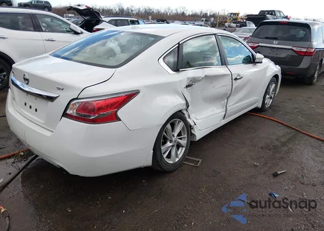 2015 Nissan Altima 2.5 Sv from USA, damaged, VIN 1N4AL3AP9FC421382